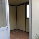 プレハブ中の片付け